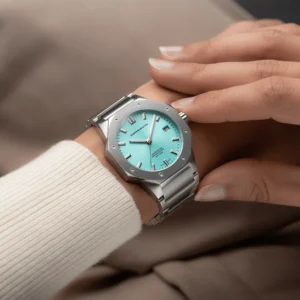 Cornavin_CO.SKY.04.B_Wristshot_1800x1800